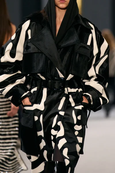 Look 103